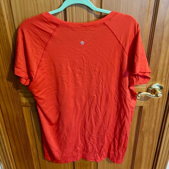 Lululemon Swiftly Tech Shirt - Picture 2 of 3